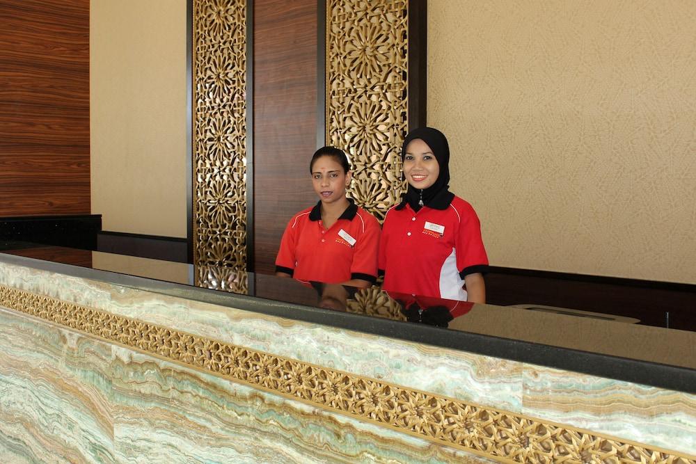 Arabian Bay Resort@ Bukit Gambang Resort City Exterior photo